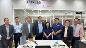 Mahidol Engineering welcomes Xi’an Jiaotong University to visit FlexLAB